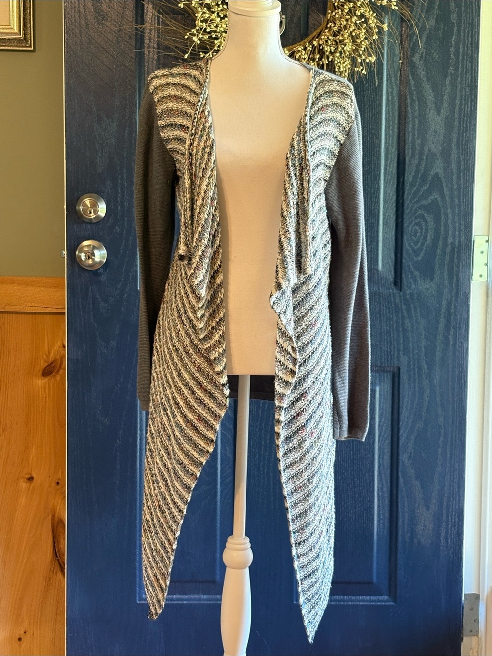 BKE Draped Open-Front Cardigan in Gray with Multicolor Accents